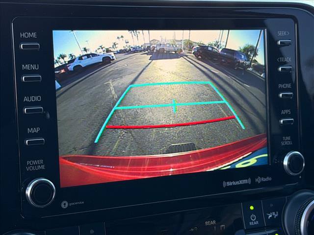 Used 2021 Toyota Highlander LE AWD/4WD image 22