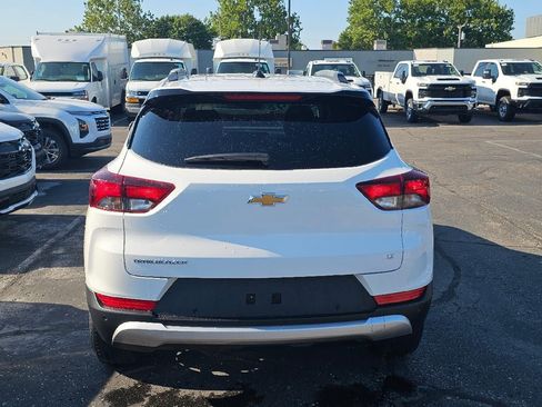 Used 2026 Chevrolet TrailBlazer LT w/ Convenience Package FWD image 6