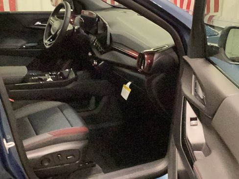 New 2026 Chevrolet Equinox RS w/ Convenience Package III image 20