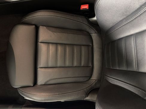 Certified 2024 BMW 330i Sedan w/ M Sport Package RWD image 23