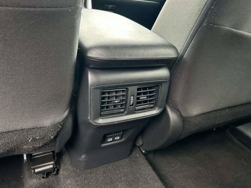 Used 2024 Toyota RAV4 XLE AWD/4WD image 21