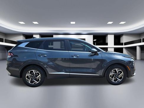 Certified 2024 Kia Sportage LX FWD image 7