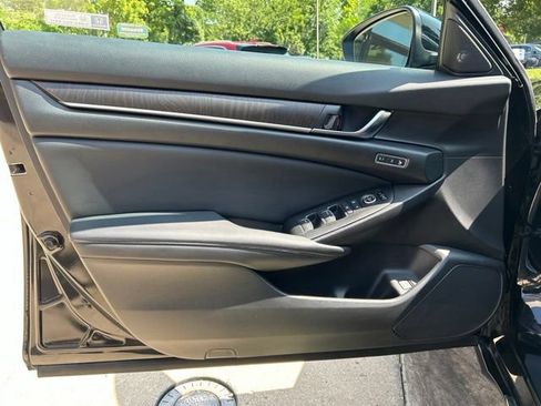 Used 2018 Honda Accord EX-L image 29