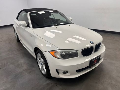 Used 2013 BMW 128i Convertible RWD image 17