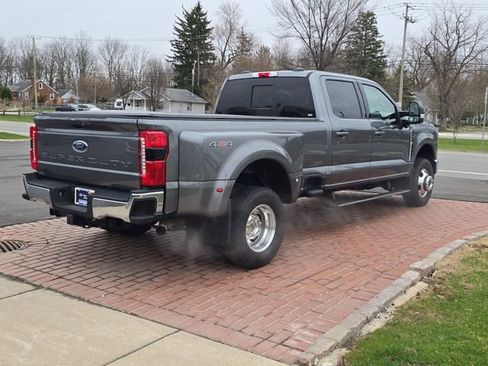 Certified 2025 Ford F350 Lariat w/ Lariat Ultimate Package AWD/4WD image 4