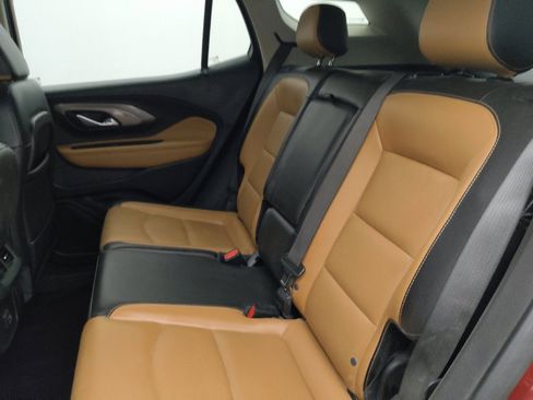 Used 2021 GMC Terrain SLT w/ Infotainment Package II FWD image 18