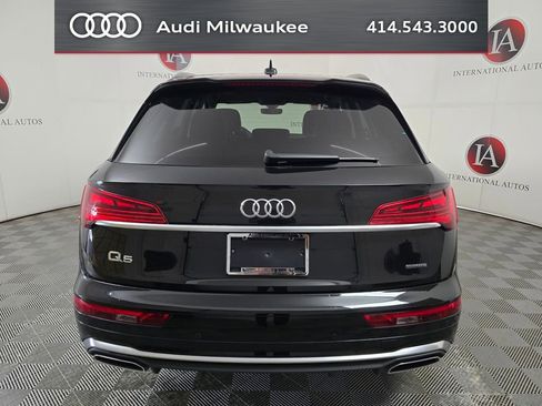 Used 2023 Audi Q5 2.0T Premium w/ Convenience Package AWD/4WD image 8