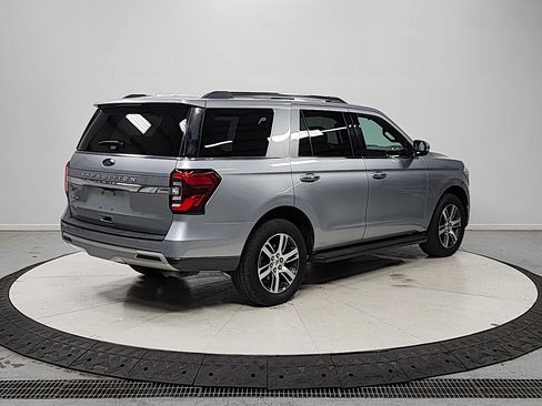 Used 2024 Ford Expedition Limited RWD image 8