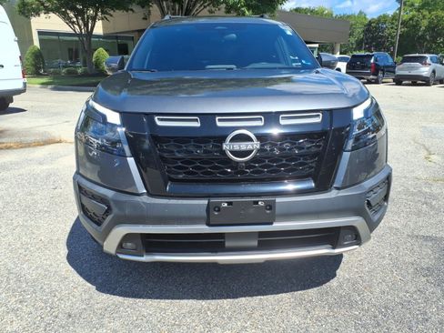 Used 2024 Nissan Pathfinder Rock Creek AWD/4WD image 2