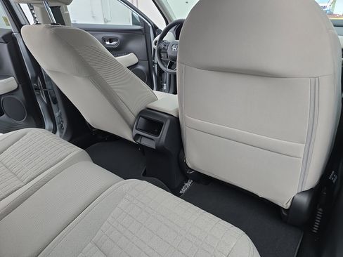 New 2026 Honda HR-V LX image 11
