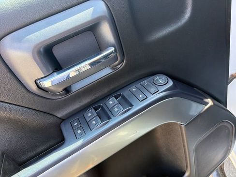 Used 2018 Chevrolet Silverado 2500 LT AWD/4WD image 14