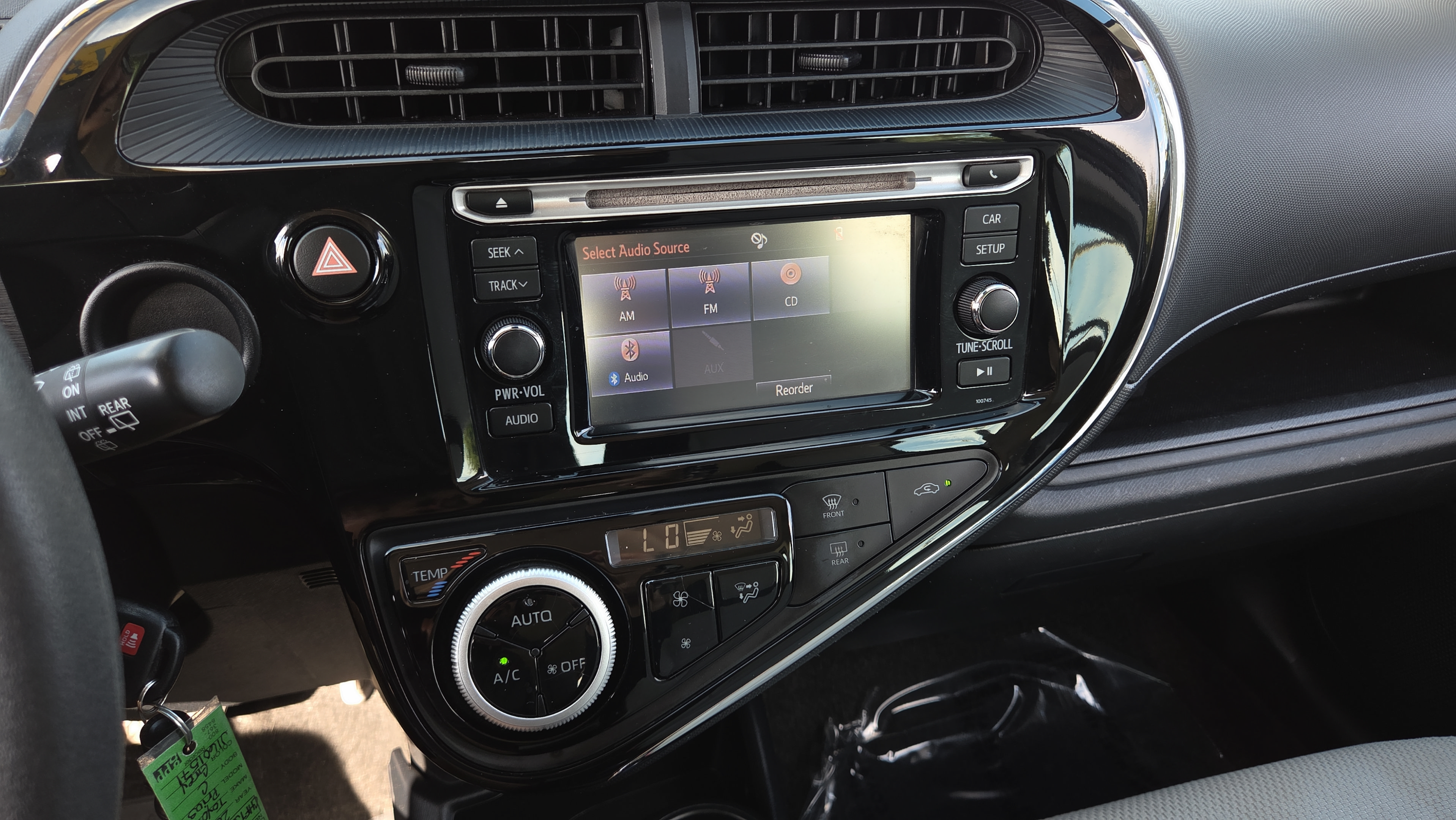 Used 2018 Toyota Prius C One FWD image 25