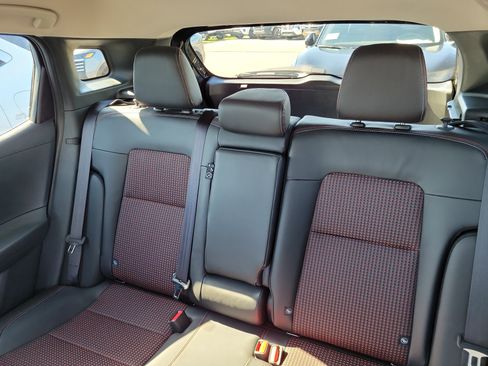 New 2026 Nissan Kicks SR image 11