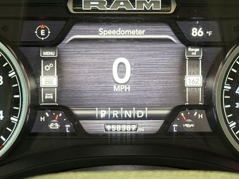 Used 2022 RAM 1500 Laramie w/ Off Road Group AWD/4WD image 28