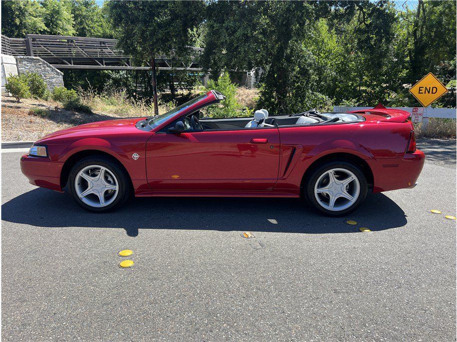 Used 1999 Ford Mustang GT RWD image 6