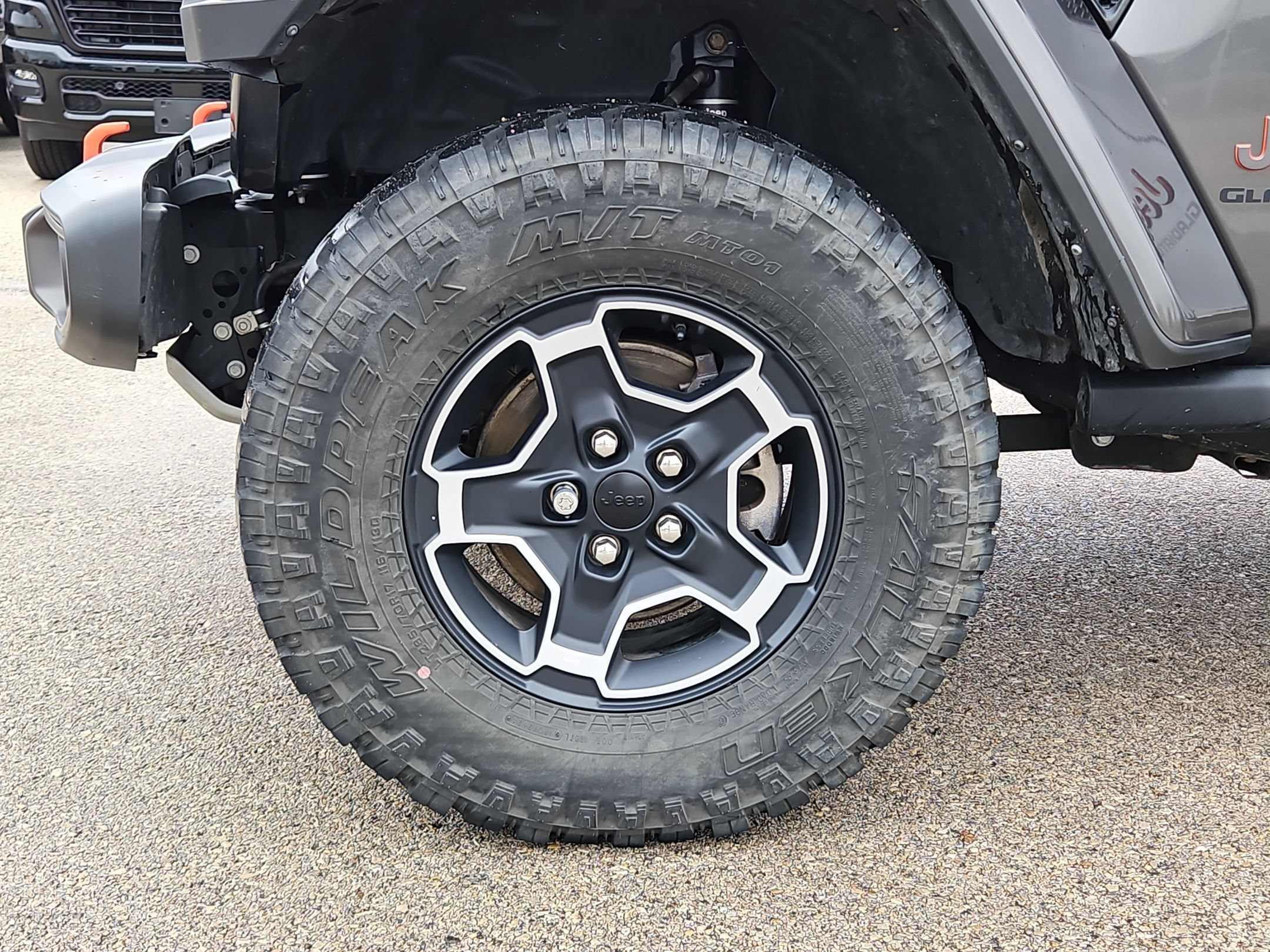 Used 2021 Jeep Gladiator Mojave AWD/4WD image 31