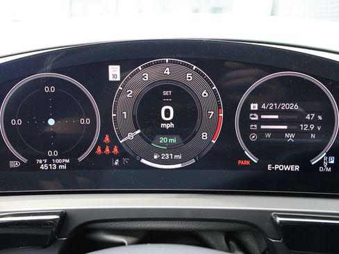 Certified 2025 Porsche Cayenne Turbo AWD/4WD image 17
