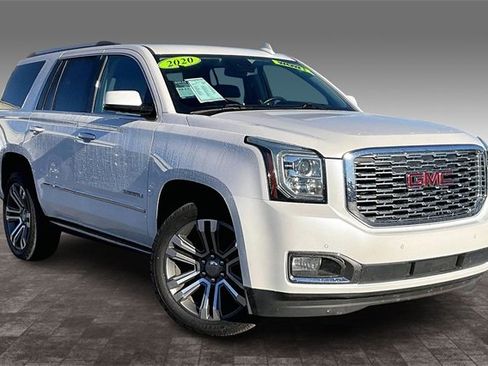Used 2020 GMC Yukon Denali w/ Denali Premium Package image 11