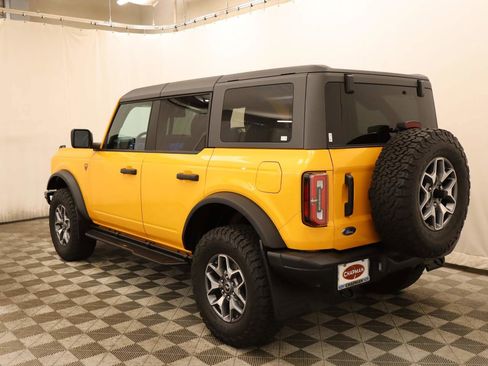 Certified 2022 Ford Bronco Badlands AWD/4WD image 3