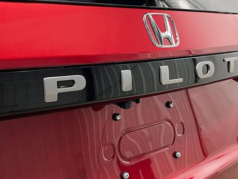 New 2026 Honda Pilot Elite image 7