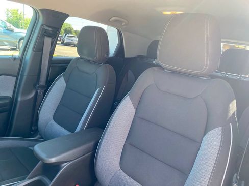 Certified 2024 Chevrolet TrailBlazer LT w/ Convenience Package FWD image 12