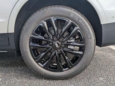 New 2026 Cadillac XT5 Premium Luxury w/ LPO, Bronce Accent Package AWD/4WD image 13
