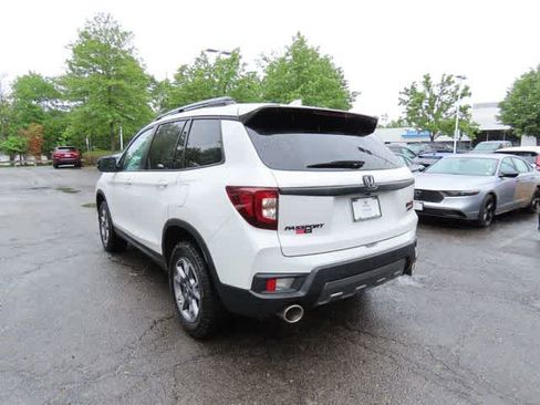 Used 2023 Honda Passport TrailSport image 4