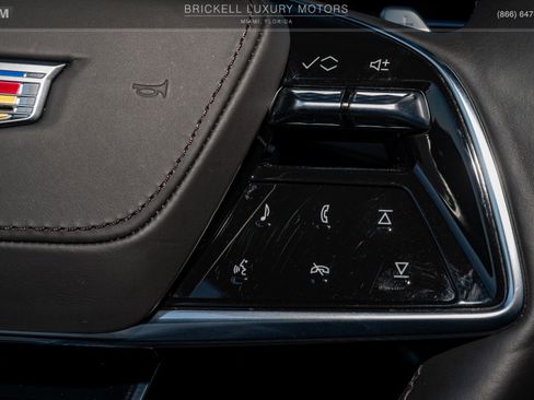 Used 2025 Cadillac Escalade V image 37