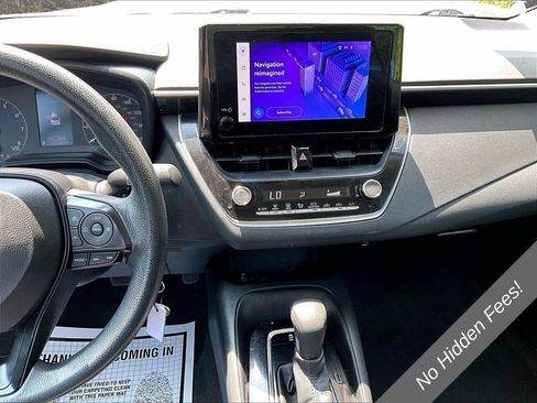 Used 2024 Toyota Corolla LE FWD image 4