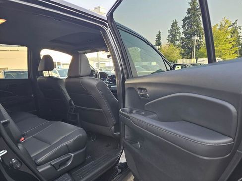 Certified 2023 Honda Passport EX-L image 15