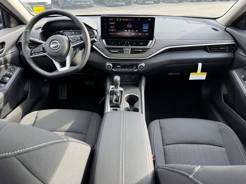 New 2025 Nissan Altima 2.5 SV w/ SV Premium Package image 14