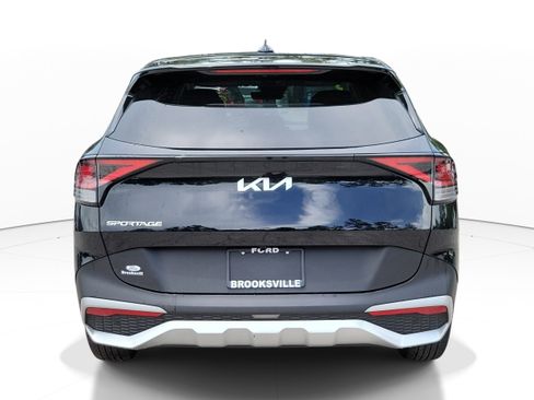 Used 2025 Kia Sportage LX FWD image 5