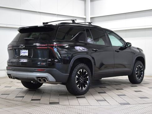 Used 2024 Chevrolet Traverse Z71 AWD/4WD image 8