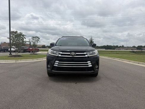 Used 2019 Toyota Highlander Limited FWD image 6
