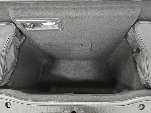 Used 2024 Lamborghini Huracan Sterrato image 25