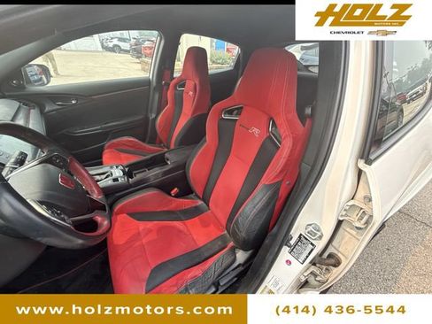 Used 2019 Honda Civic Type R image 18