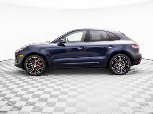 Certified 2022 Porsche Macan S image 2