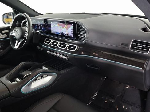 Used 2023 Mercedes-Benz GLS 450 4MATIC image 9