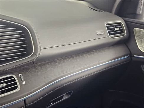 Used 2025 Mercedes-Benz GLE 53 AMG 4MATIC image 38