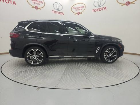 Used 2023 BMW X5 xDrive40i w/ Premium Package AWD/4WD image 3