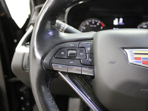 Used 2020 Cadillac XT6 Premium Luxury image 12