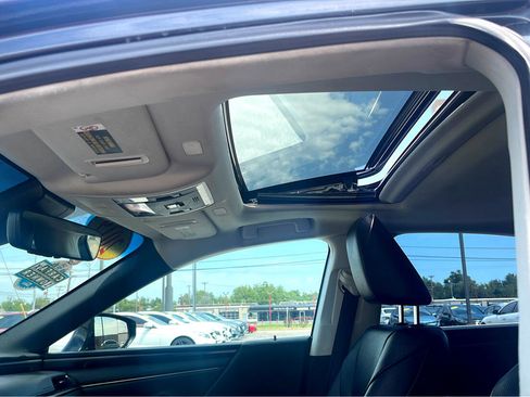 Used 2019 Lexus ES 350 w/ Luxury Package image 25