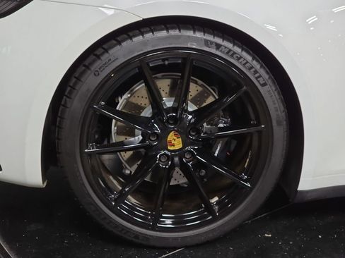 Used 2022 Porsche 911 Carrera 4S image 29