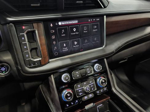 Used 2023 GMC Yukon Denali Ultimate AWD/4WD image 14