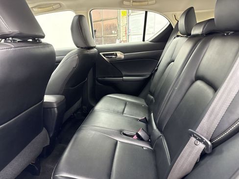 Used 2014 Lexus CT 200h image 27