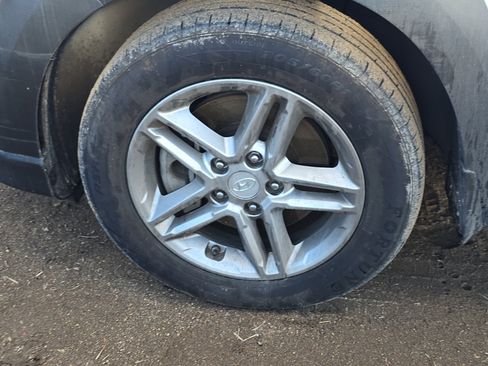 Used 2019 Hyundai Kona SE w/ Cargo Package image 8