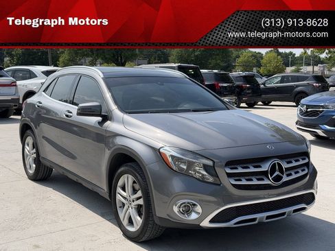 Used 2018 Mercedes-Benz GLA 250 4MATIC w/ Premium Package image 1