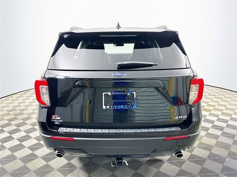 Used 2023 Ford Explorer ST-Line image 4
