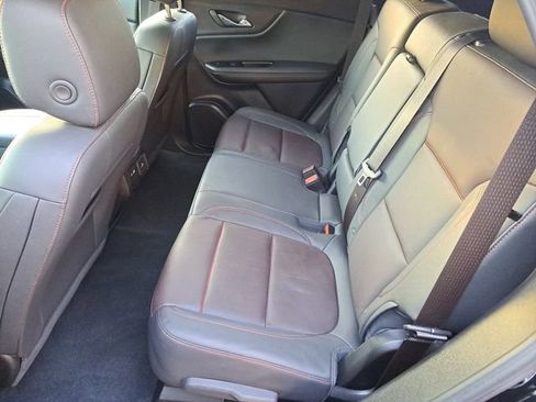 Used 2024 Chevrolet Blazer RS w/ Enhanced Convenience Package image 9