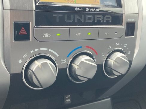 Used 2015 Toyota Tundra SR5 w/ Tow Package image 23